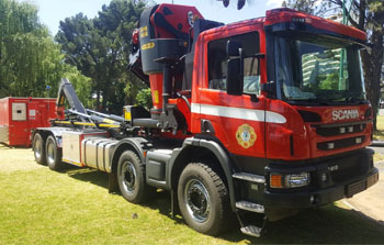 Palfinger Southern Africa assists putting out the fires